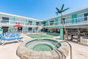 Mango Motel